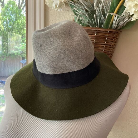 Merona Women’s 100% Wool Tri-Color Color Block Floppy Brim Hat - Picture 1 of 11